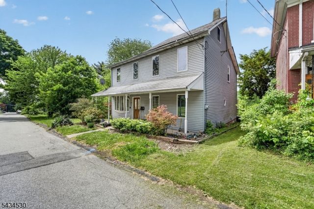 139 N Prospect St, Lopatcong Twp., NJ 08865