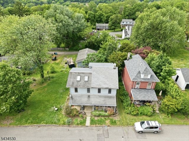 139 N Prospect St, Lopatcong Twp., NJ 08865