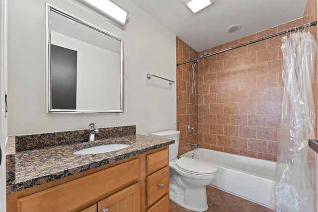 2807 N 75TH Court 2C, Elmwood Park, IL 60707