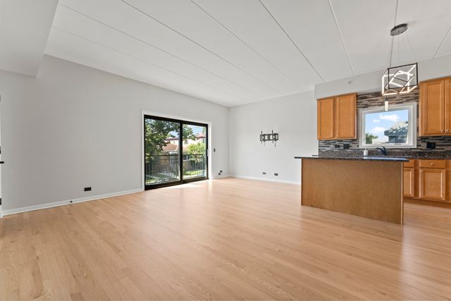 2807 N 75TH Court 2C, Elmwood Park, IL 60707