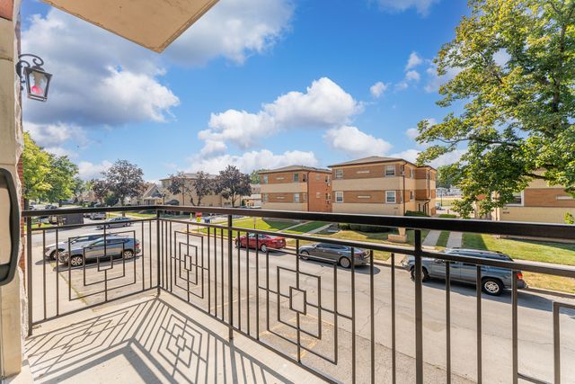 2807 N 75TH Court 2C, Elmwood Park, IL 60707