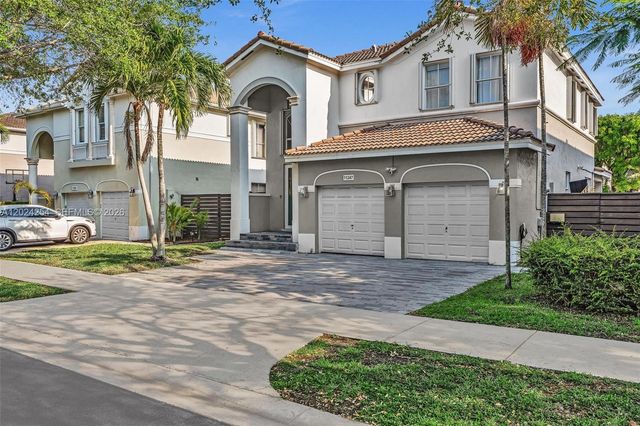 11247 NW 47th Ln, Doral, FL 33178