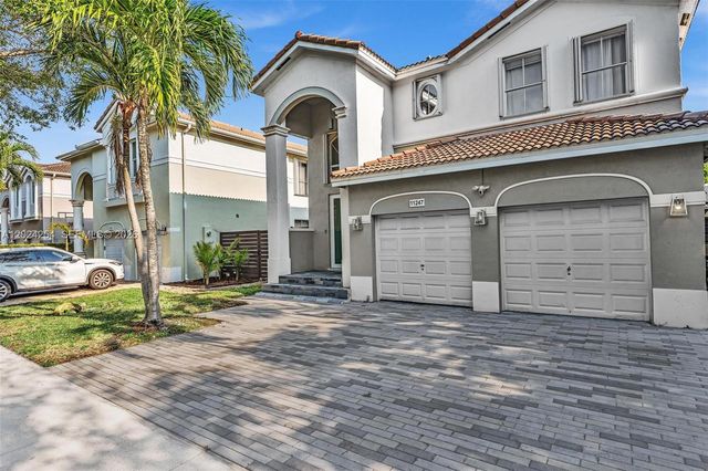 11247 NW 47th Ln, Doral, FL 33178