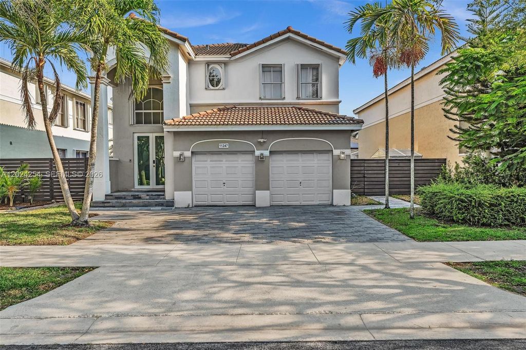 11247 NW 47th Ln, Doral, FL 33178