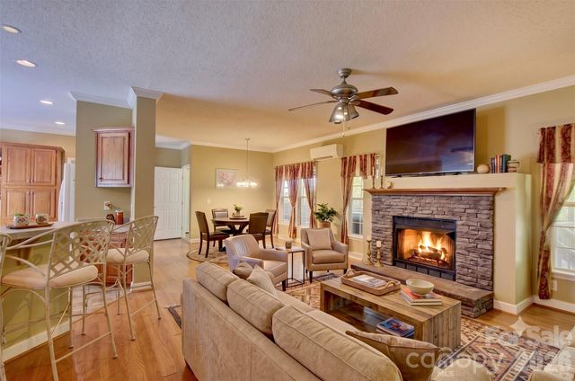 498 Broad Branch Road, Bakersville, NC 28705