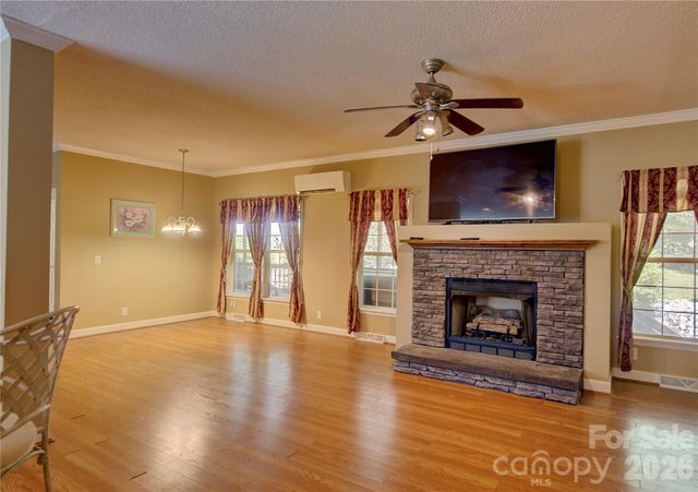 498 Broad Branch Road, Bakersville, NC 28705