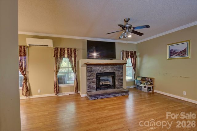 498 Broad Branch Road, Bakersville, NC 28705