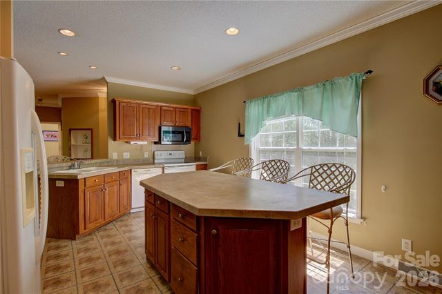498 Broad Branch Road, Bakersville, NC 28705