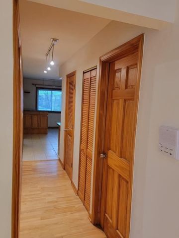 9709 Bianco Terrace E, Des Plaines, IL 60016