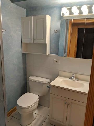 9709 Bianco Terrace E, Des Plaines, IL 60016