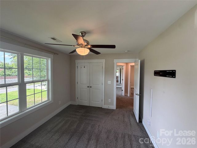 1204 W Airline Avenue, Gastonia, NC 28052