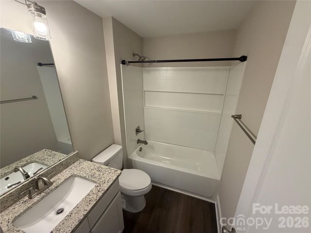 1204 W Airline Avenue, Gastonia, NC 28052