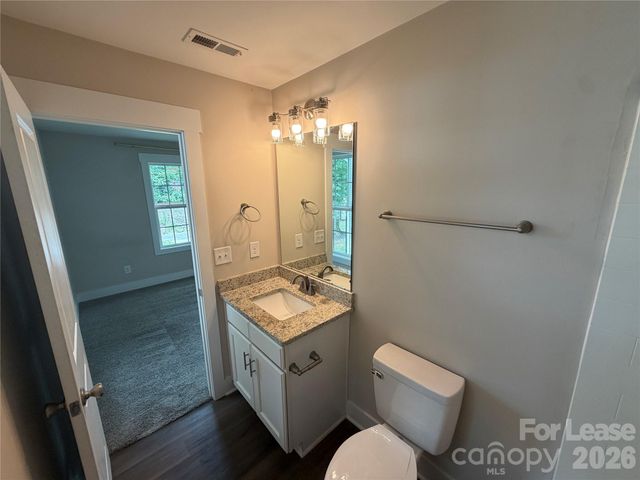 1204 W Airline Avenue, Gastonia, NC 28052