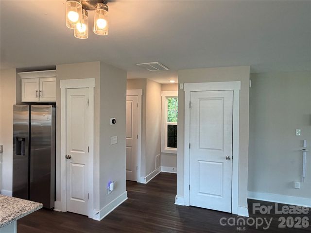1204 W Airline Avenue, Gastonia, NC 28052