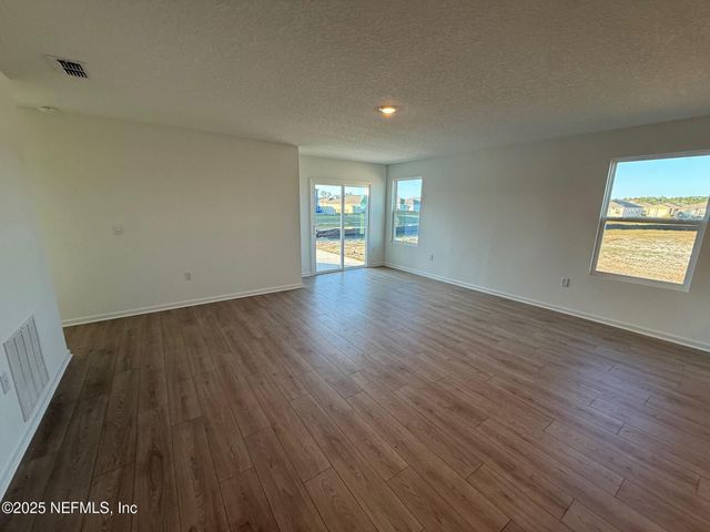 4004 YEW TREE Court, Jacksonville, FL 32218