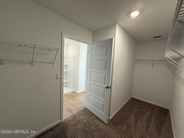 4004 YEW TREE Court, Jacksonville, FL 32218