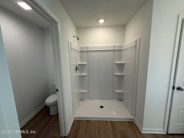 4004 YEW TREE Court, Jacksonville, FL 32218