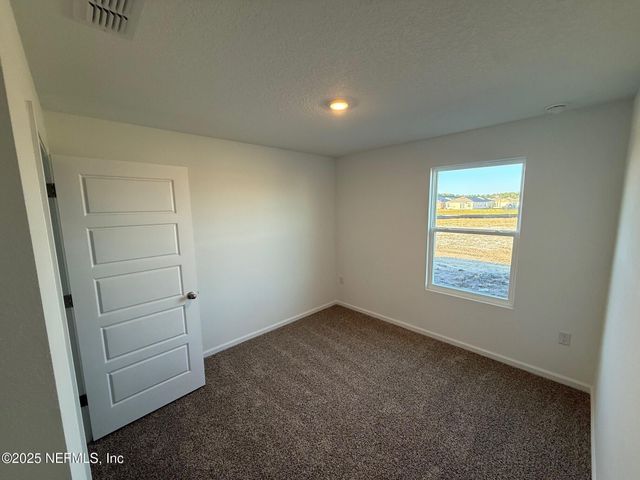 4004 YEW TREE Court, Jacksonville, FL 32218