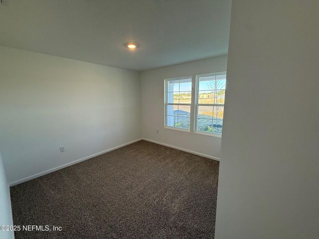 4004 YEW TREE Court, Jacksonville, FL 32218