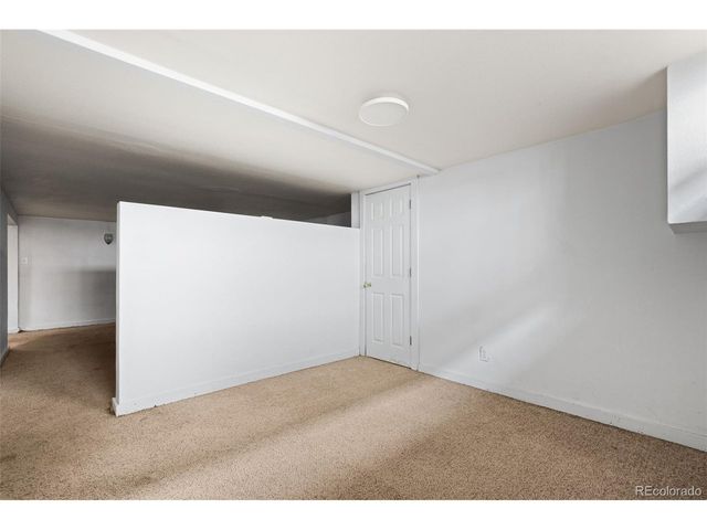 2256 Geneva St, Aurora, CO 80010