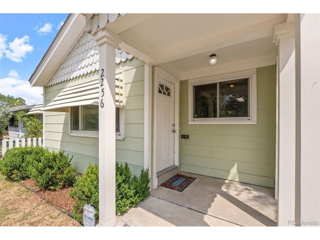 2256 Geneva St, Aurora, CO 80010