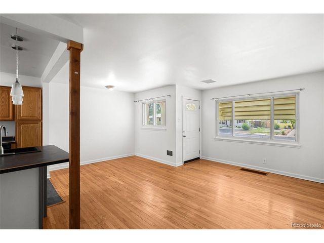 2256 Geneva St, Aurora, CO 80010