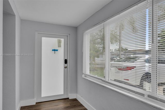 2243 Greene St, Hollywood, FL 33020