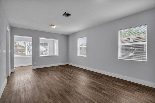 2243 Greene St, Hollywood, FL 33020