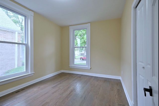 6424 Sinclair Avenue 1, Berwyn, IL 60402