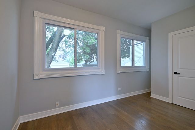 6424 Sinclair Avenue 1, Berwyn, IL 60402
