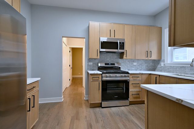 6424 Sinclair Avenue 1, Berwyn, IL 60402