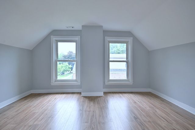 6424 Sinclair Avenue 1, Berwyn, IL 60402