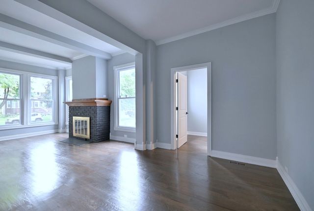 6424 Sinclair Avenue 1, Berwyn, IL 60402