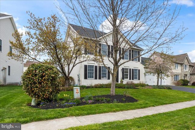 1939 CREEK HOLLOW LN, Hershey, PA 17033