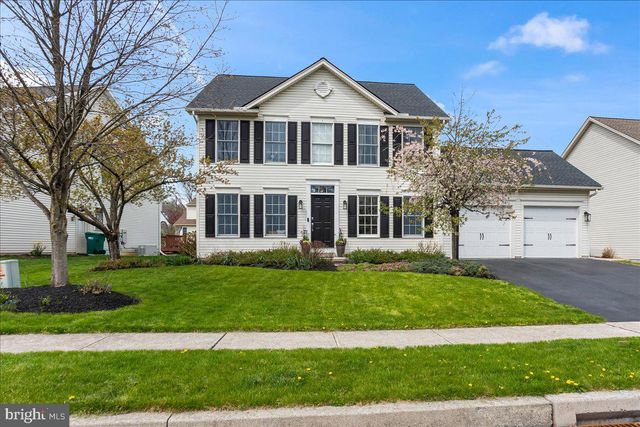 1939 CREEK HOLLOW LN, Hershey, PA 17033
