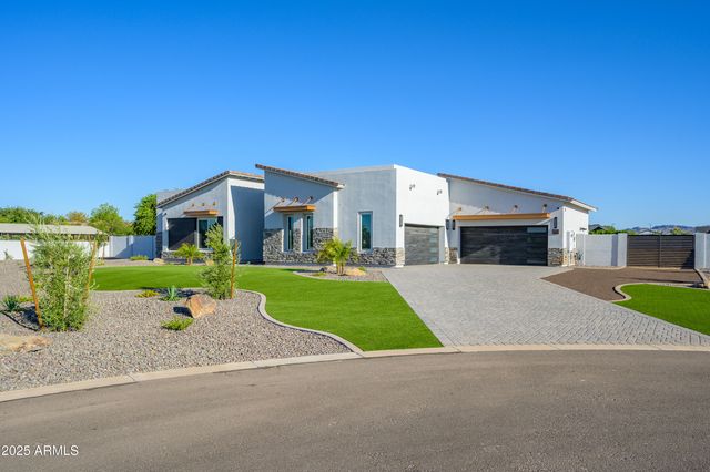 18911 E COUNTRY MEADOWS Court, Queen Creek, AZ 85142