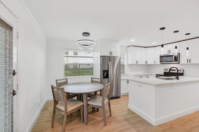 449 Normandy J, Delray Beach, FL 33484