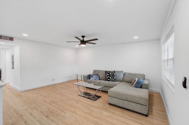 449 Normandy J, Delray Beach, FL 33484