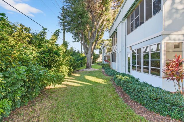 449 Normandy J, Delray Beach, FL 33484