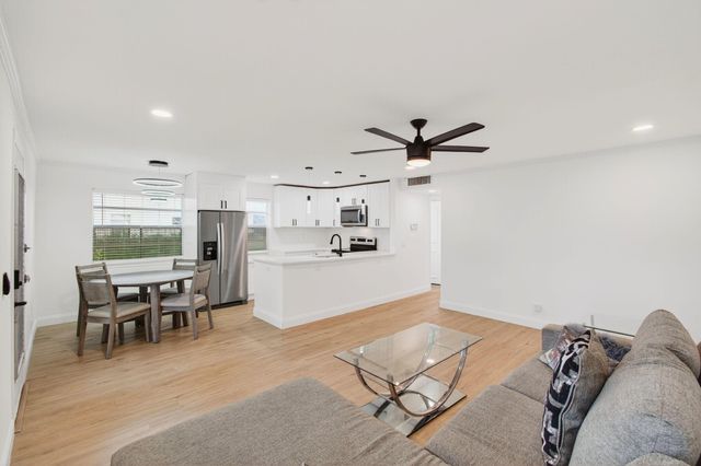 449 Normandy J, Delray Beach, FL 33484