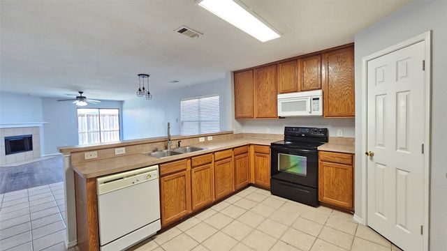 4305 Grassmere Road, Fort Worth, TX 76244