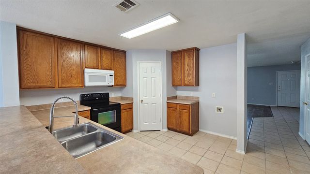 4305 Grassmere Road, Fort Worth, TX 76244