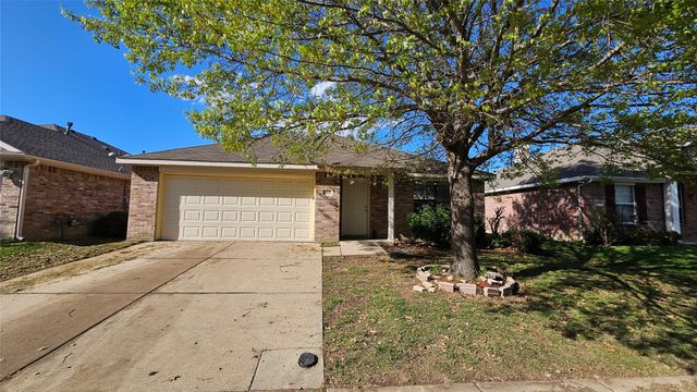 4305 Grassmere Road, Fort Worth, TX 76244