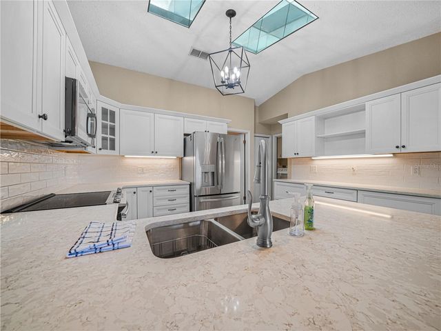 3038 SHADY WOOD LANE, Lake Wales, FL 33898