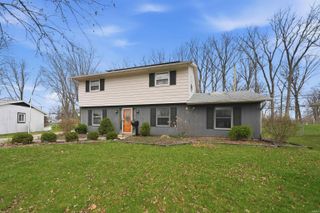 6116 Beaumont Drive, Fort Wayne, IN 46825