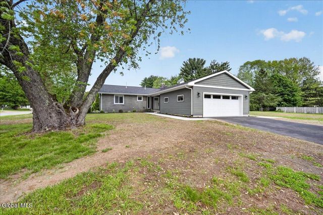 25 Merritt Road, South Glens Falls, NY 12803