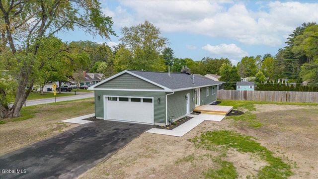25 Merritt Road, South Glens Falls, NY 12803