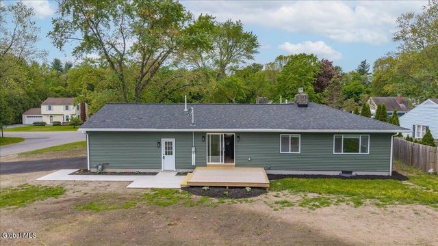 25 Merritt Road, South Glens Falls, NY 12803