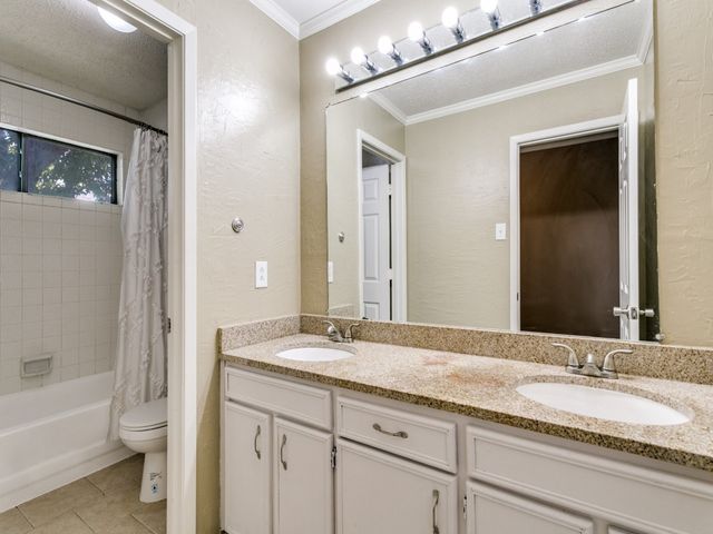 2415 Sendero Trail, Lewisville, TX 75067