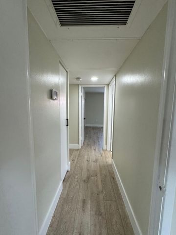 809 W Oakland Park Boulevard J10, Wilton Manors, FL 33311